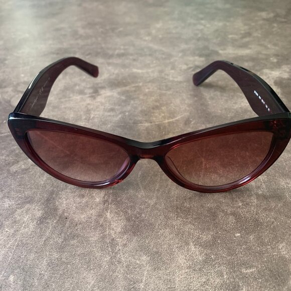 NIB Women's Salvatore Ferragamo Luxury Sunglasses - Picture 8 of 13